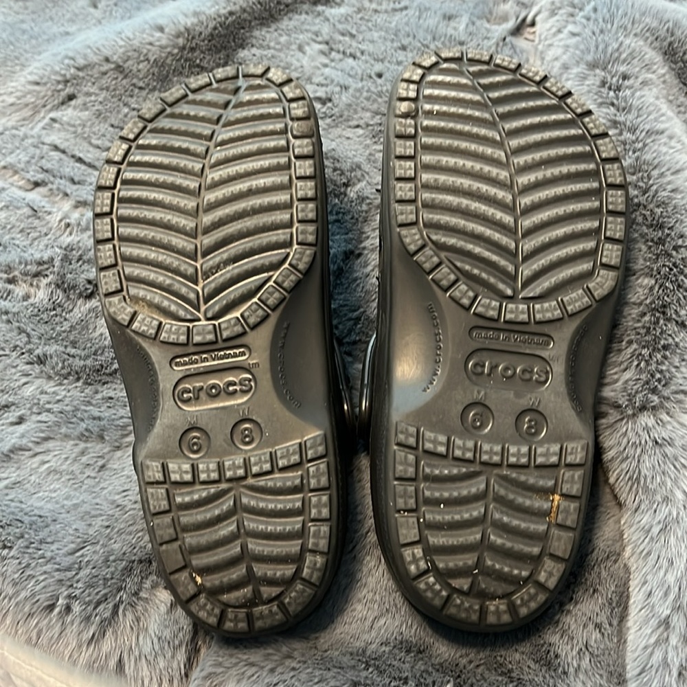 Crocs - Picture 2 of 4